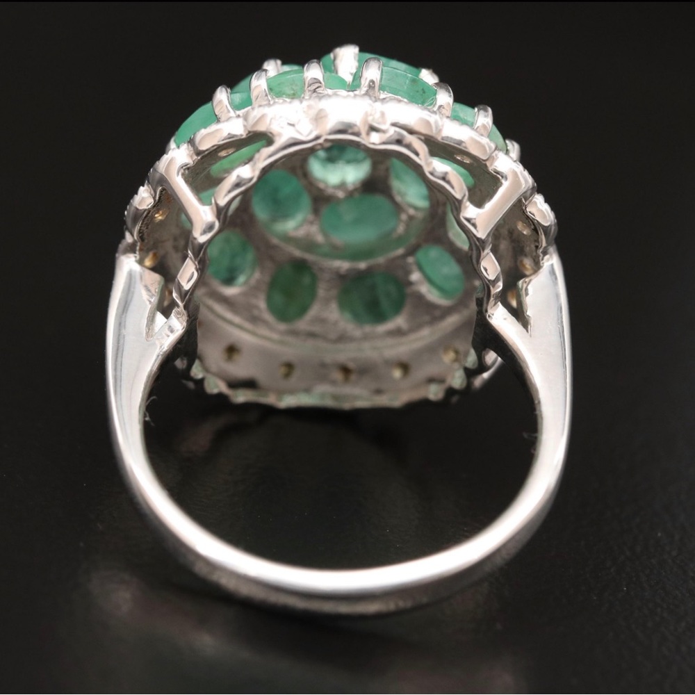 Beautiful Cocktail Ring - Picture 4 of 7